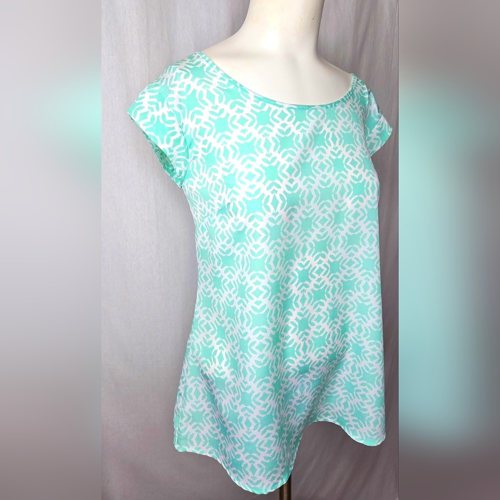 The Limited Mint & White Geometric Print Cap Sleeve‎ Blouse Size S